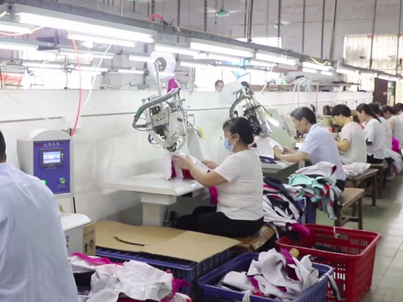 推薦幾家口碑好的沖鋒衣加工廠(chǎng)